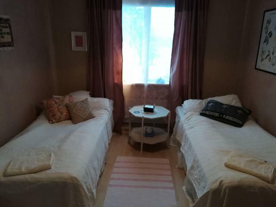 Hotel Vekhyttegarden Fjugesta Esterno foto